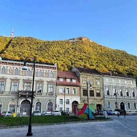 Piata Sfatului Pietonal Apartment Brasov