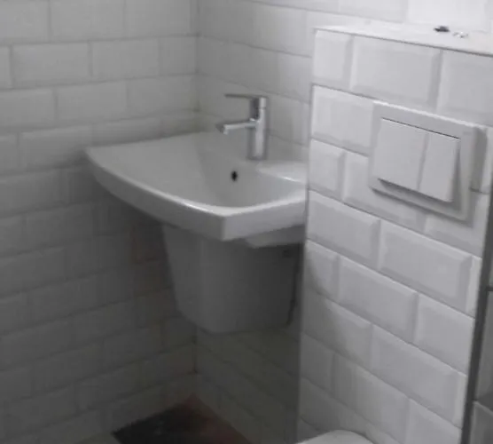 Piata Sfatului Pietonal Apartment *