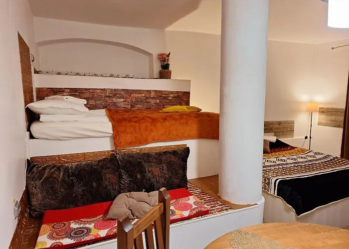 Piata Sfatului Pietonal Apartment *